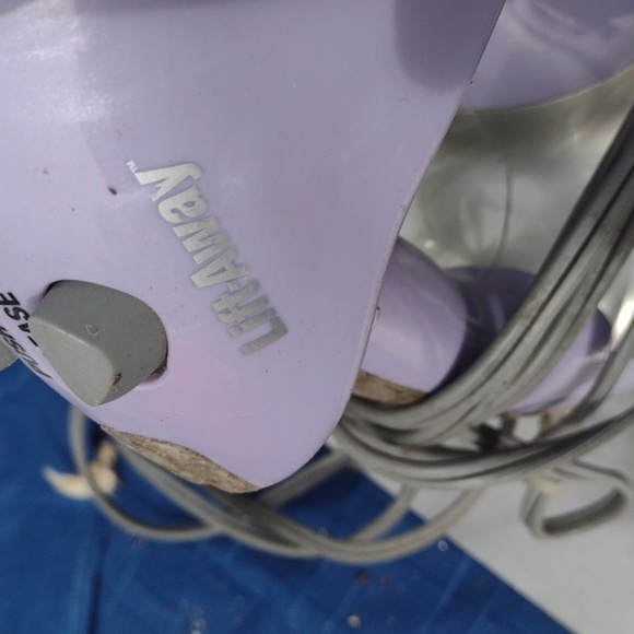 Shark Lift-Away Purple Steamer Cleaner - Picture 2 of 4